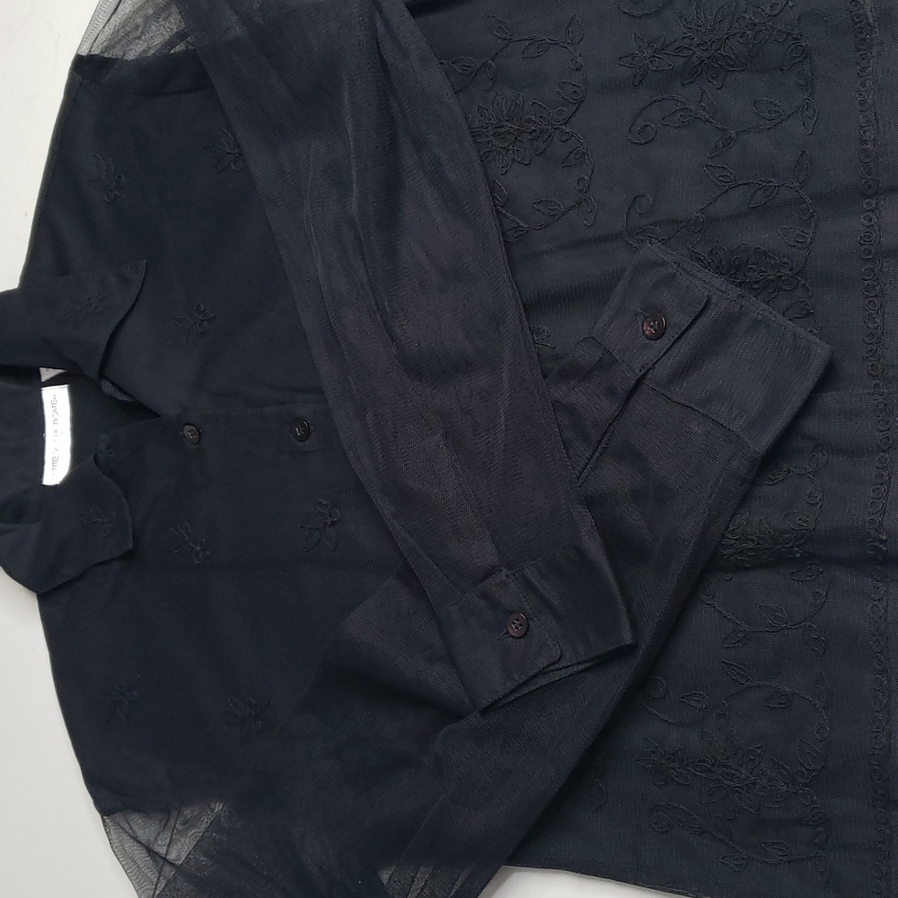 Vintage Petite Sophisticate Sheer Floral Embroidered Top Size M Grunge 90s Black - Picture 16 of 16